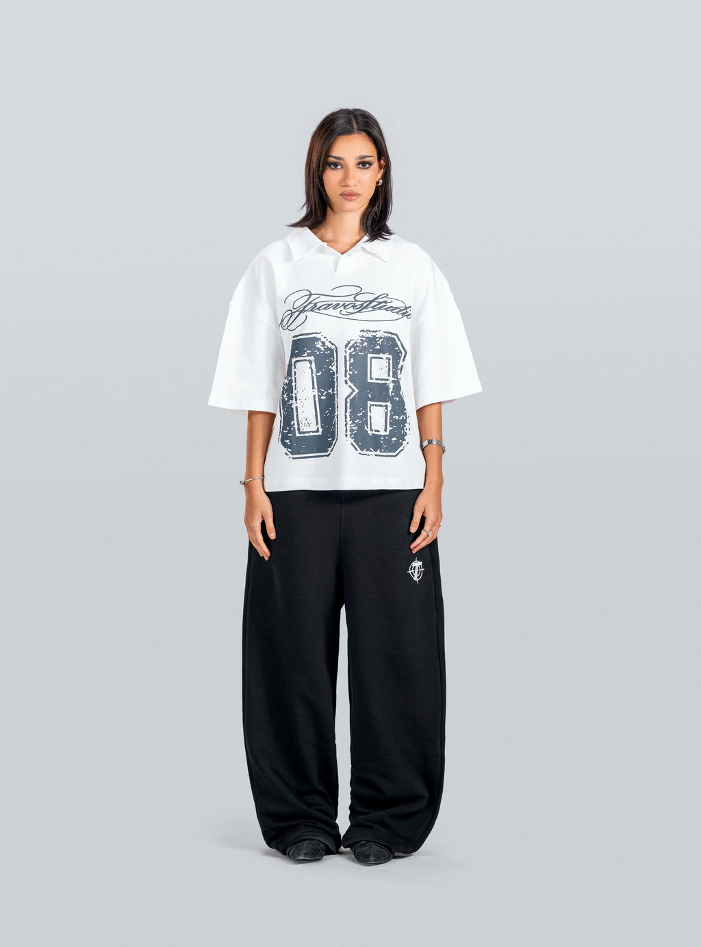 08 White T-Shirt