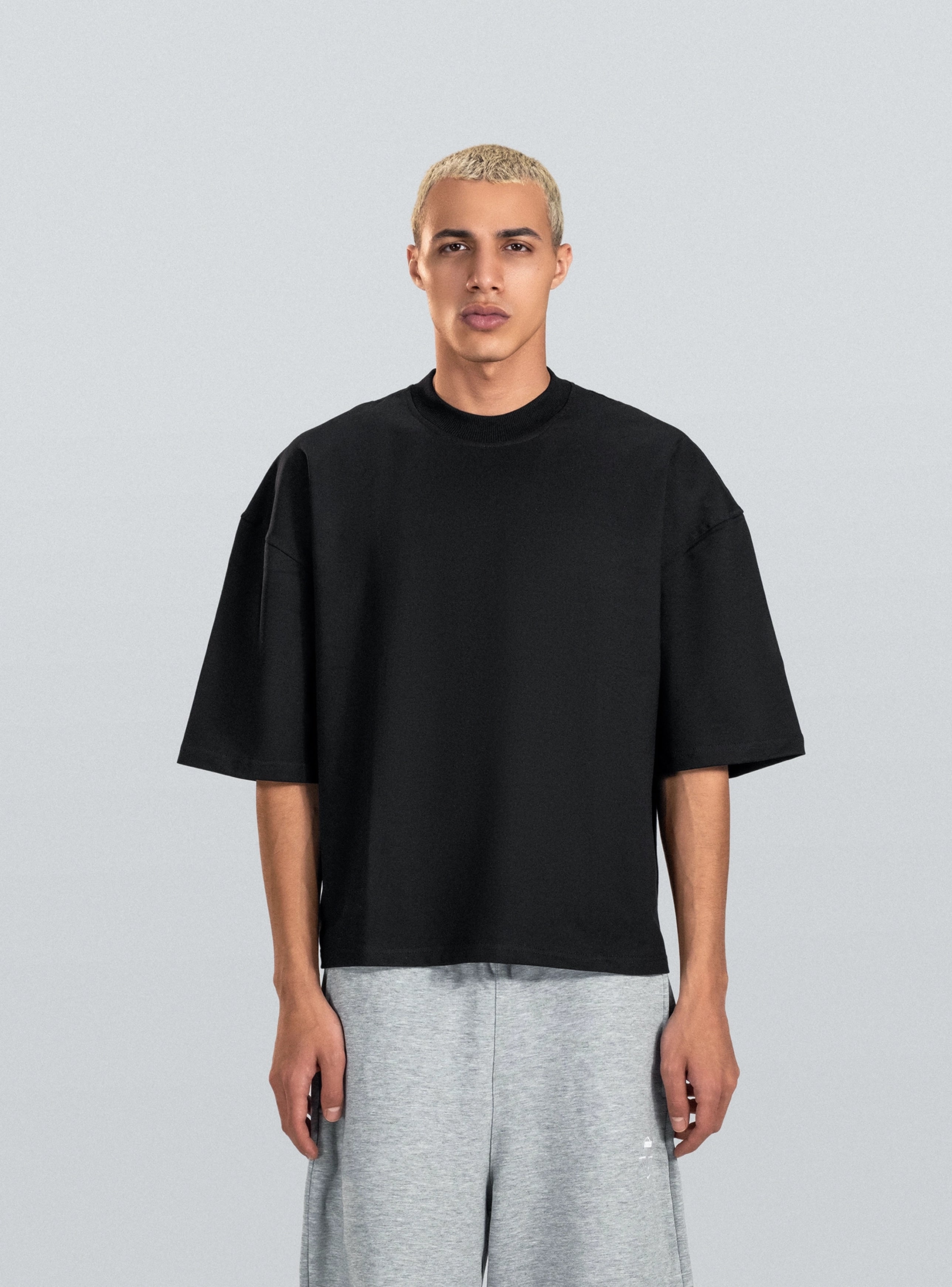 Black Basic T-shirt